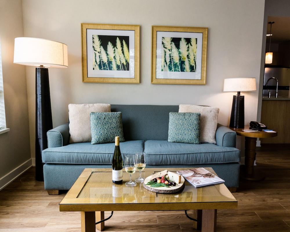 Watermark Beach Resort Osoyoos Extérieur photo