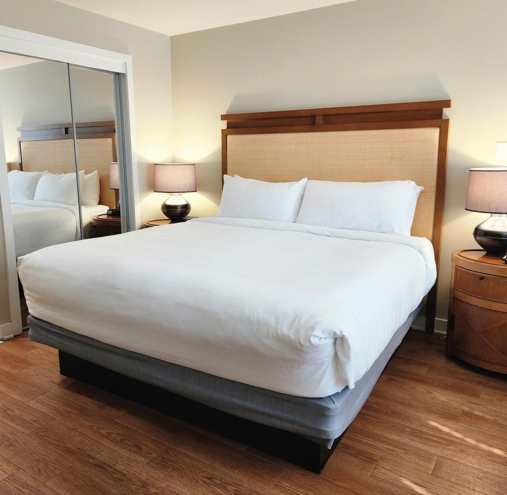 Watermark Beach Resort Osoyoos Extérieur photo