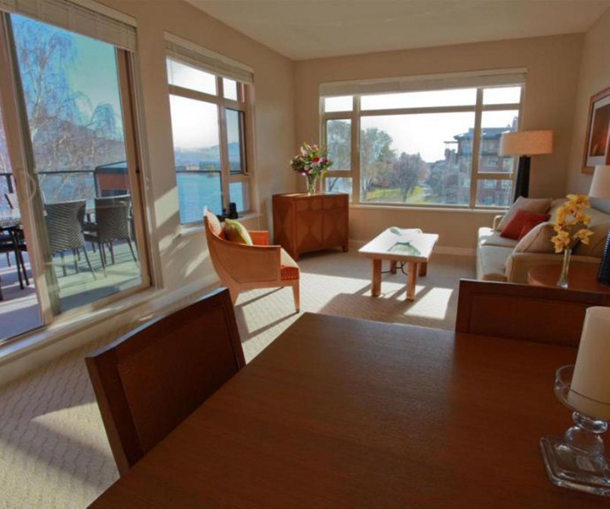 Watermark Beach Resort Osoyoos Extérieur photo